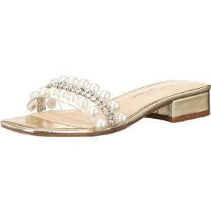 NWOB Betsey Johnson Madge Sandals